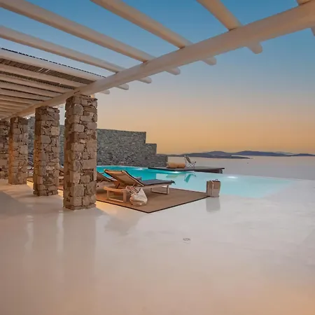Villa Cyra Mykonos Estate