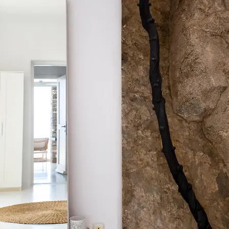 Villa Cyra Mykonos Estate