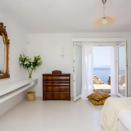 Cyra Mykonos Estate * Ornos (Mykonos)